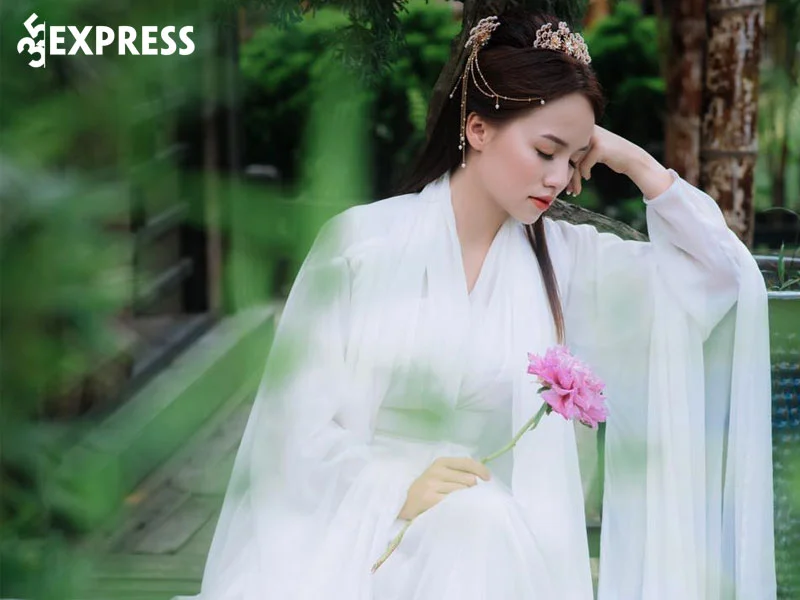 su-nghiep-cua-hot-girl-nhung-thi-2-35express