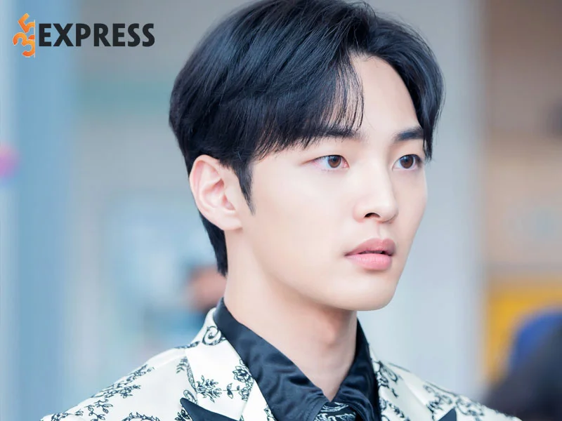 su-nghiep-cua-kim-min-jae-1-35express