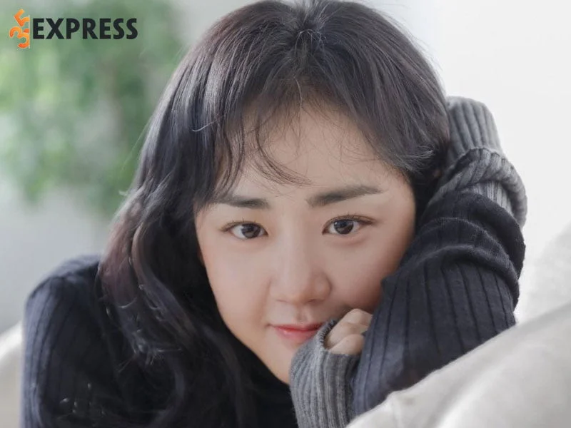 su-nghiep-cua-moon-geun-young-3-35express