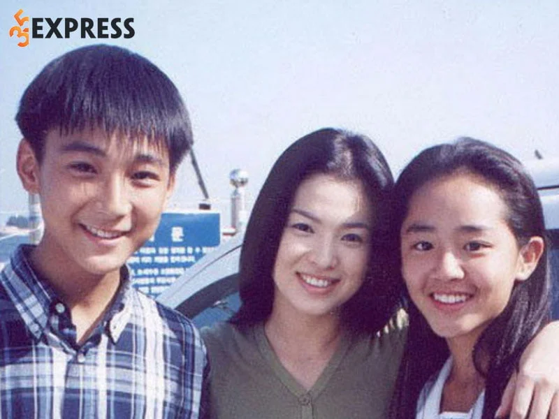 su-nghiep-cua-moon-geun-young-35express