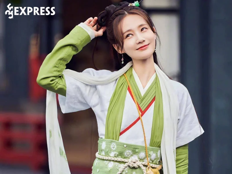 su-nghiep-cua-nu-dien-vien-ly-nhat-dong-1-35express