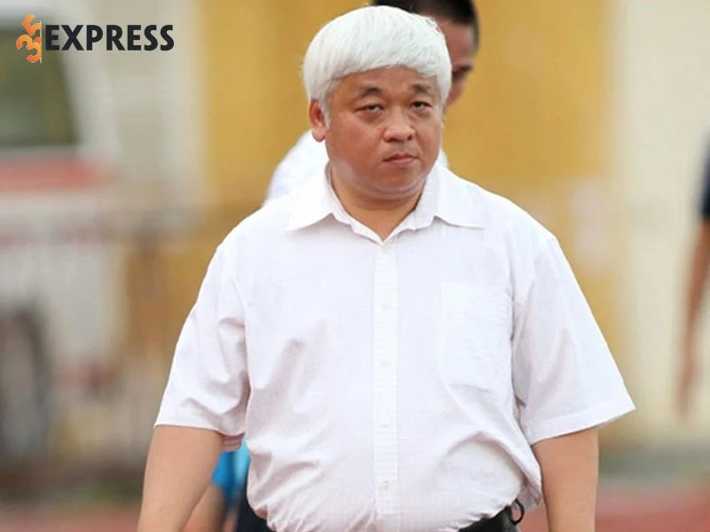 su-nghiep-mot-thoi-vang-danh-cua-bau-kien-35express