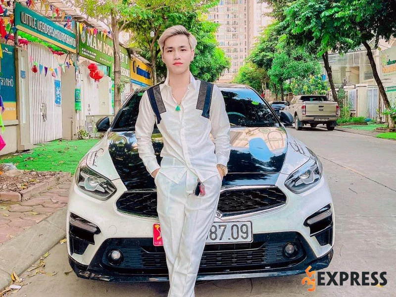 su-nghiep-youtuber-cua-vu-duc-toai-1-35express