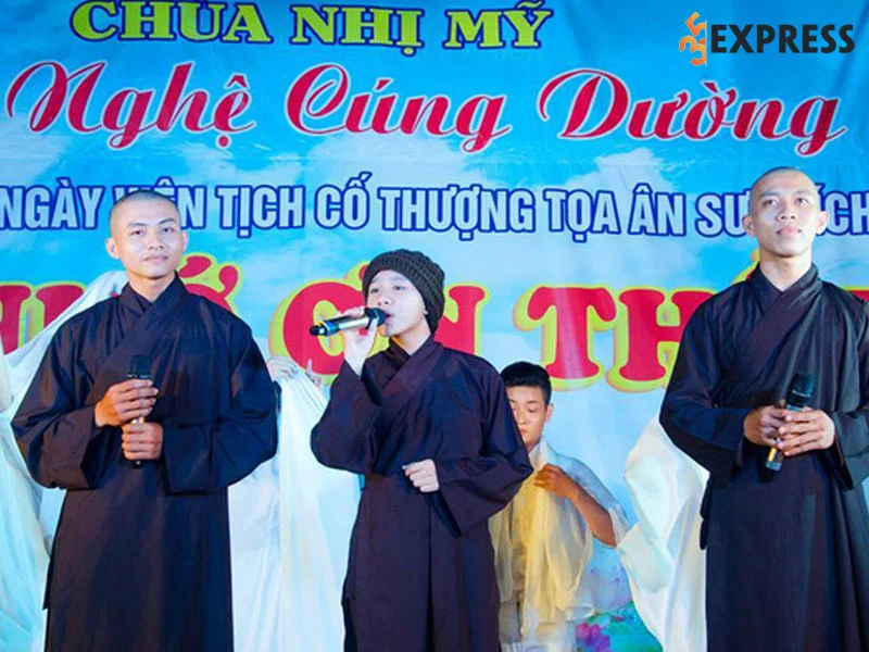 su-that-ve-viec-ni-co-huyen-tran-co-gia-tu-hay-khong-35express
