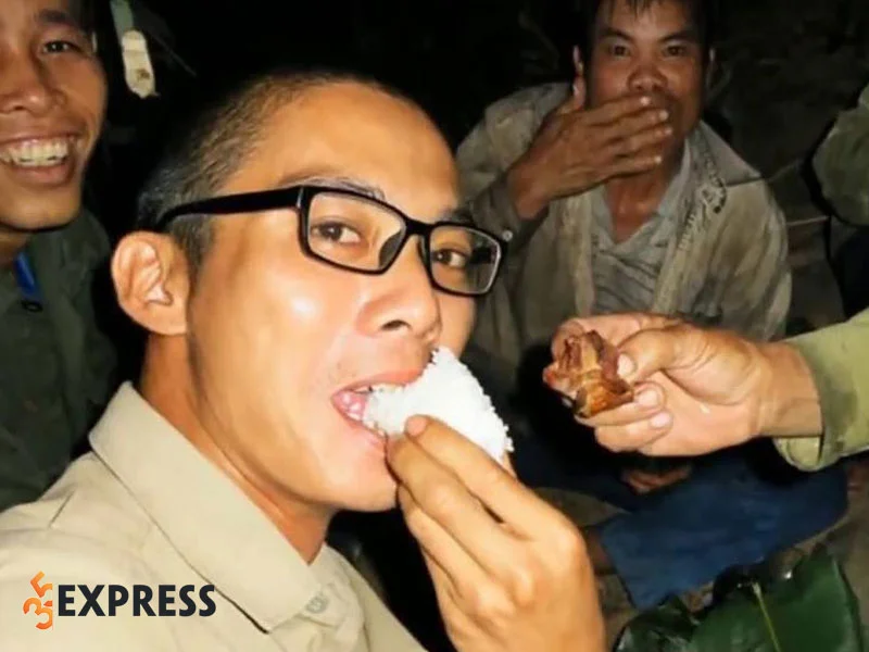 tan-hoa-ban-food-su-nghiep-kham-pha-am-thuc-vung-tay-bac-35express