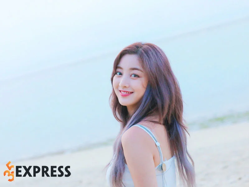 tieu-su-cac-thanh-vien-cua-nhom-twice-jihyo-35express