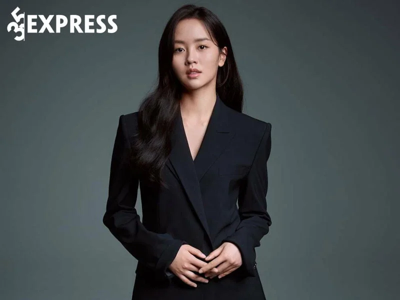 tieu-su-ly-lich-cua-kim-so-hyun-35express