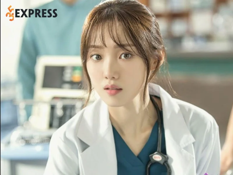 tom-tat-su-nghiep-dien-xuat-cua-lee-sung-kyung-35express