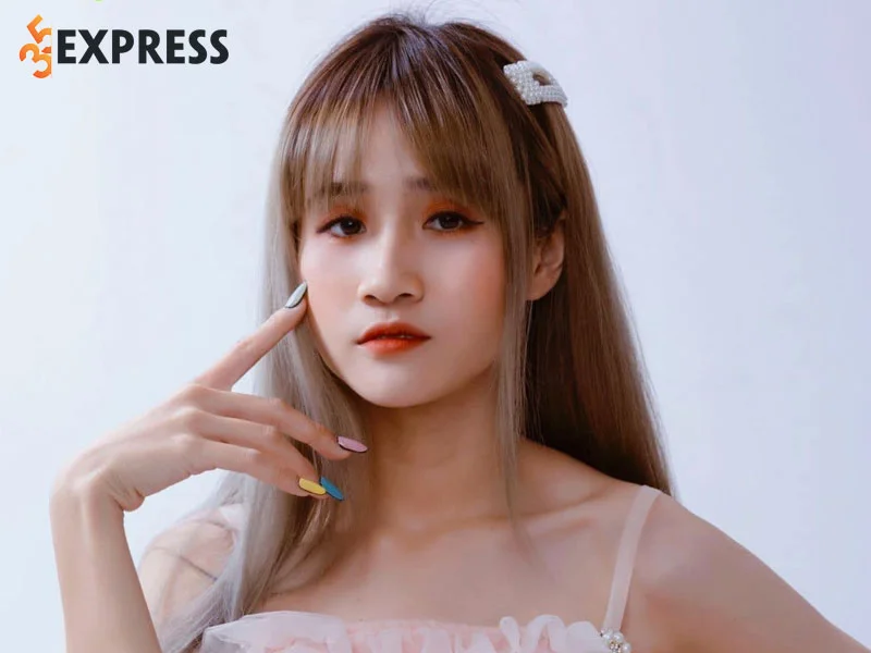 tuong-vyy-tiktok-la-ai-1-35express