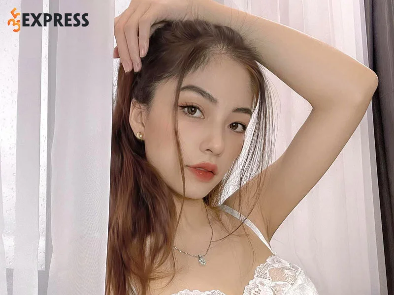 uyen-endy-la-ai-1-35express