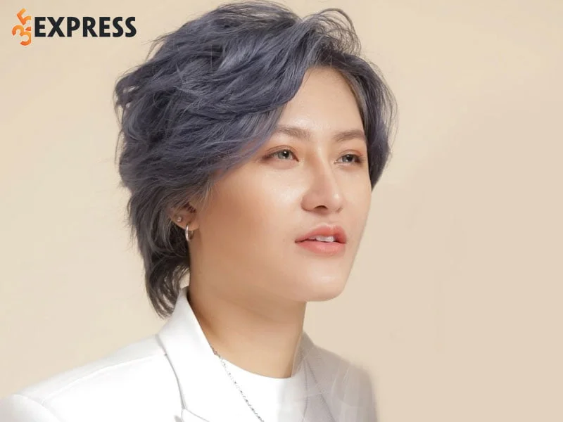 vicky-nhung-la-ai-1-35express