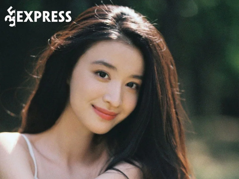 vuong-so-nhien-la-ai-1-35express