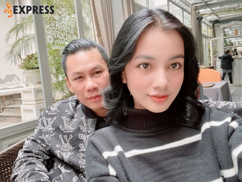 chuyen-tinh-chong-vanh-giua-doanh-nhan-duc-huy-va-cam-dan-35express