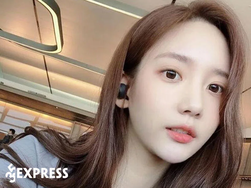 han-seo-hee-la-ai-1-35express