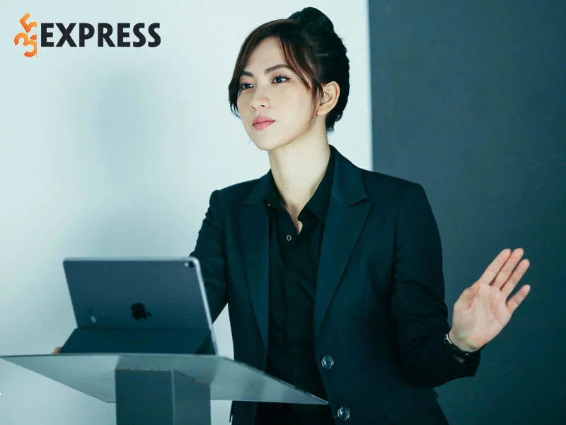 hanh-trinh-su-nghiep-cua-phuong-anh-dao-1-35express