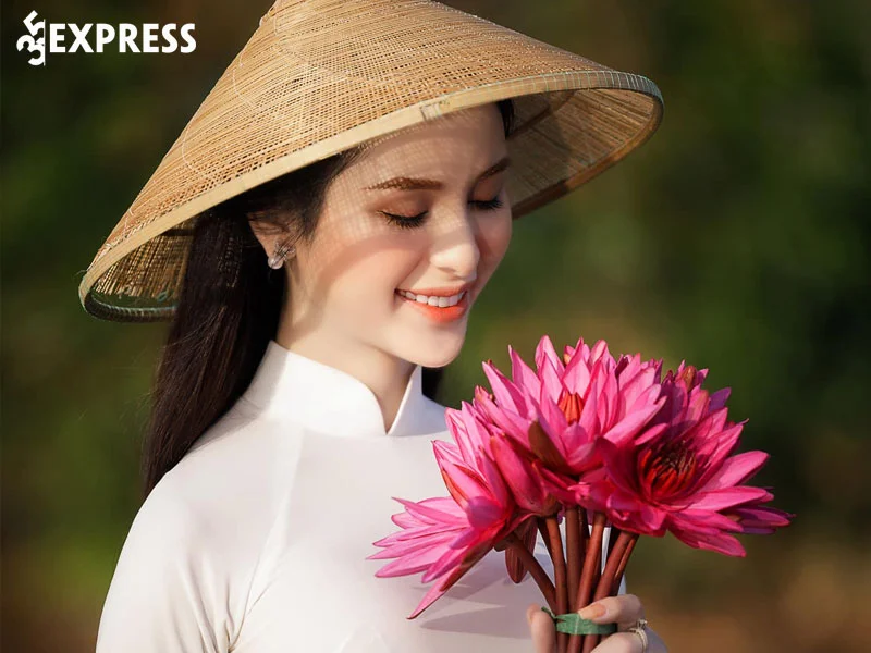 nhung-hinh-anh-dep-cua-a-hau-tuong-vi-3-35express