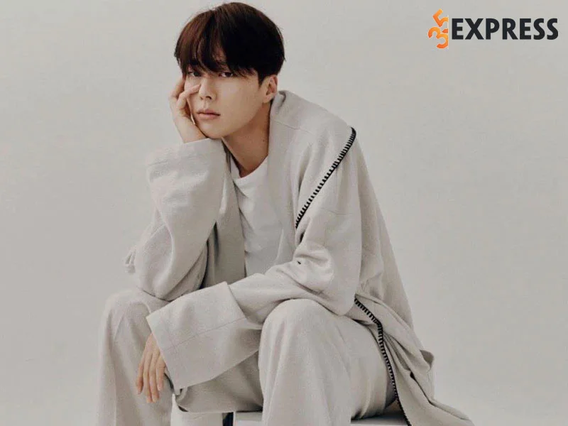 nhung-hinh-anh-dien-trai-cua-jang-ki-yong-4-35express
