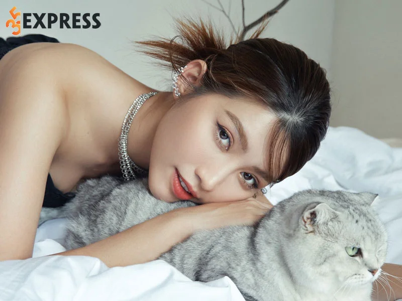 nhung-hinh-anh-noi-bat-cua-che-nguyen-quynh-chau-35express