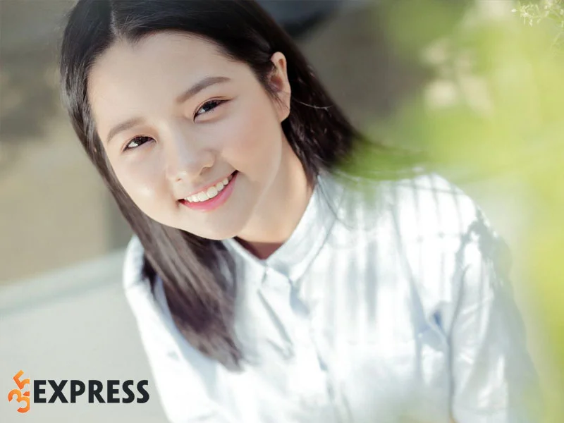 nhung-hinh-anh-xinh-dep-cua-lam-thanh-my-5-35express