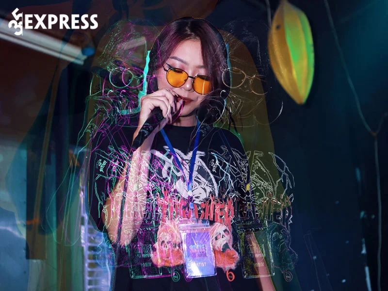 sidie-nu-chien-binh-rap-viet-mua-2-1-35express