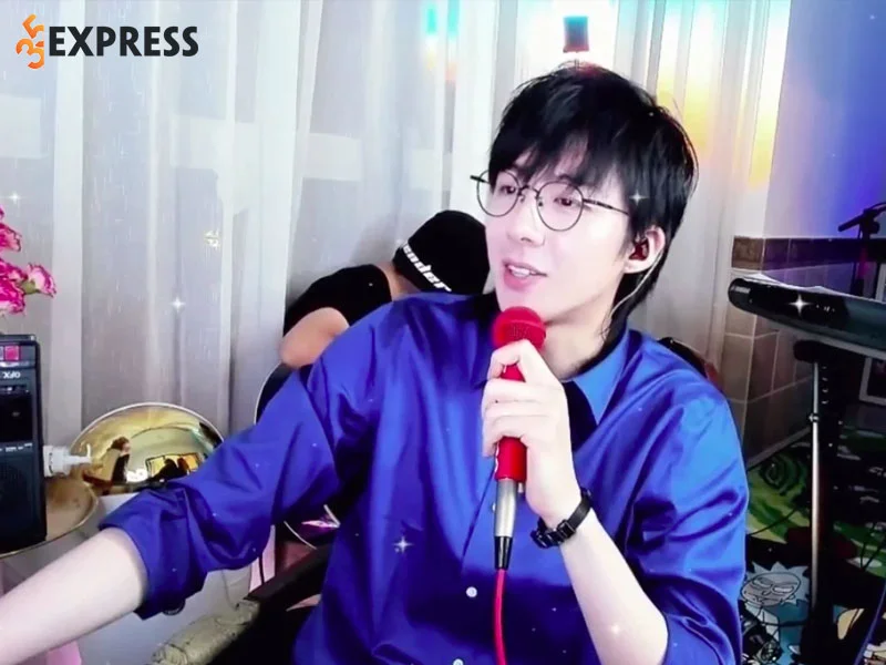 su-nghiep-ca-hat-va-dong-phim-cua-luu-vu-ninh-35express