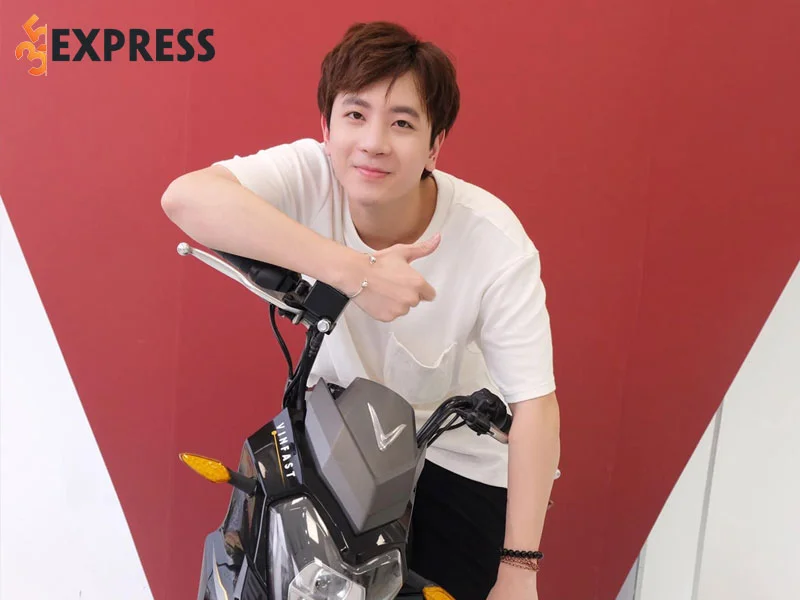 su-nghiep-cua-hot-boy-truong-san-khau-phi-ngoc-hung-35express
