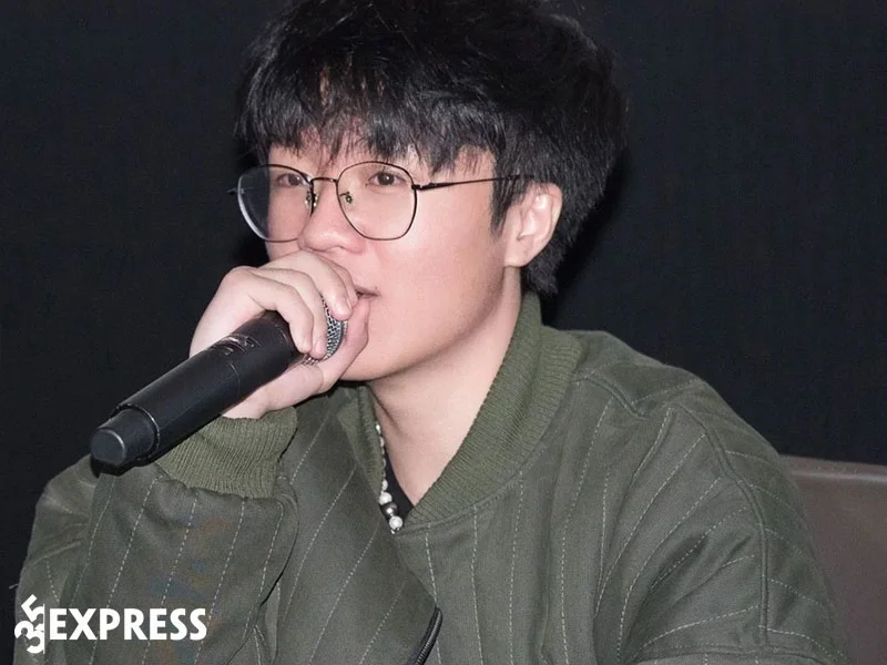 su-nghiep-cua-rapper-obito-1-35express