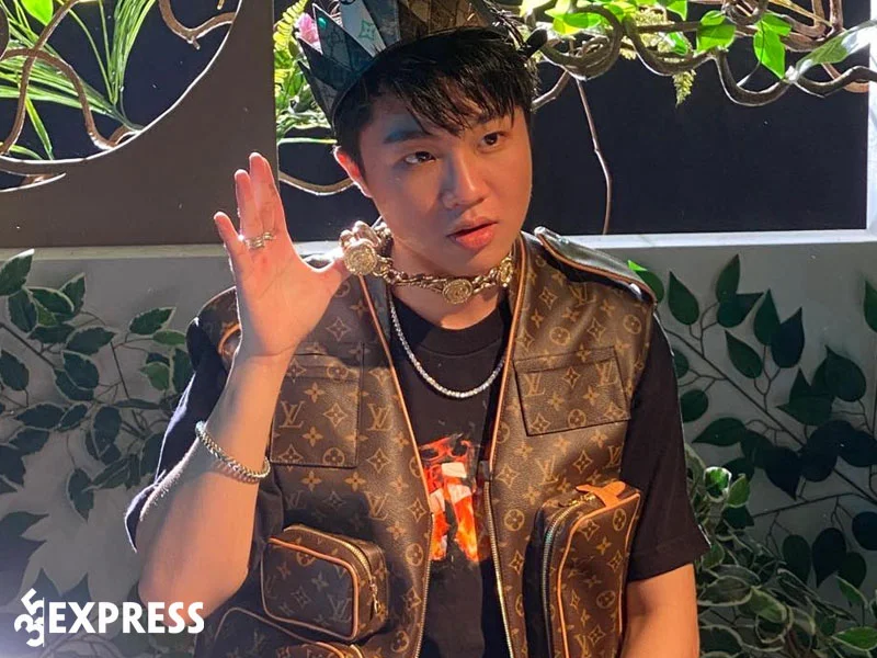 su-nghiep-cua-rapper-obito-2-35express