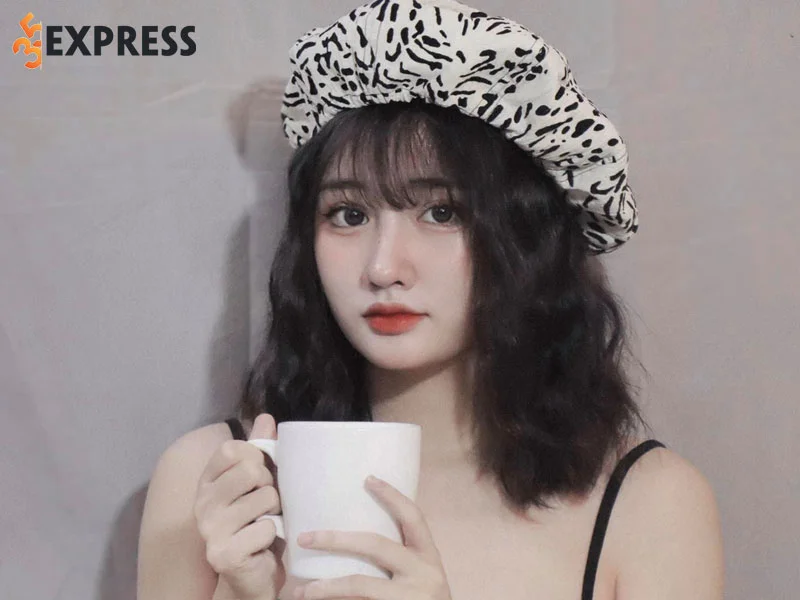 tom-tat-chi-tiet-tieu-su-ly-lich-ve-vu-thi-khanh-huyen-35express