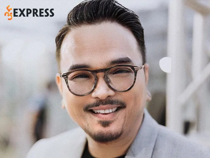 tom-tat-tieu-su-ly-lich-ve-hakoota-dung-ha-35express