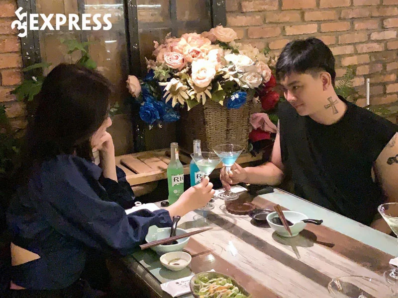 tom-tat-tieu-su-ly-lich-ve-kim-ngan-ban-gai-moi-cua-hoai-lam-35express