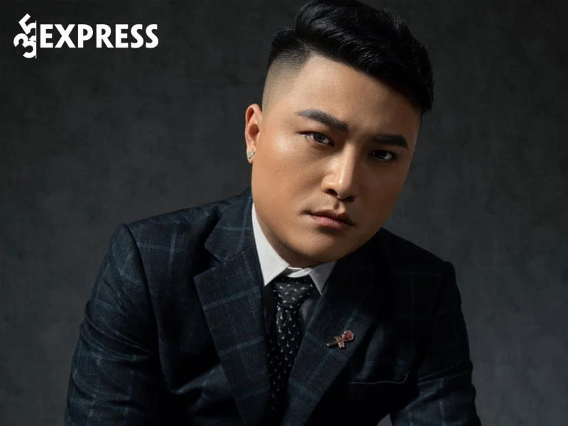 tom-tat-tieu-su-ly-lich-ve-nam-ca-si-vu-duy-khanh-35express