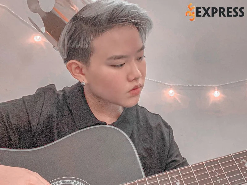 ban-hit-gay-sot-cua-ngoc-dolil-35express
