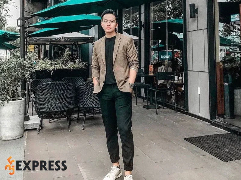 ceo-dinh-cong-dat-qua-ngot-thanh-cong-va-la-nguoi-sang-lap-stix-35express