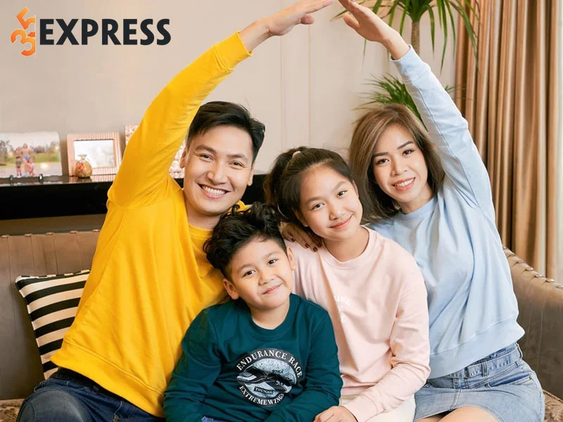 cuoc-song-hon-nhan-hanh-phuc-cua-dien-vien-manh-truong-35express