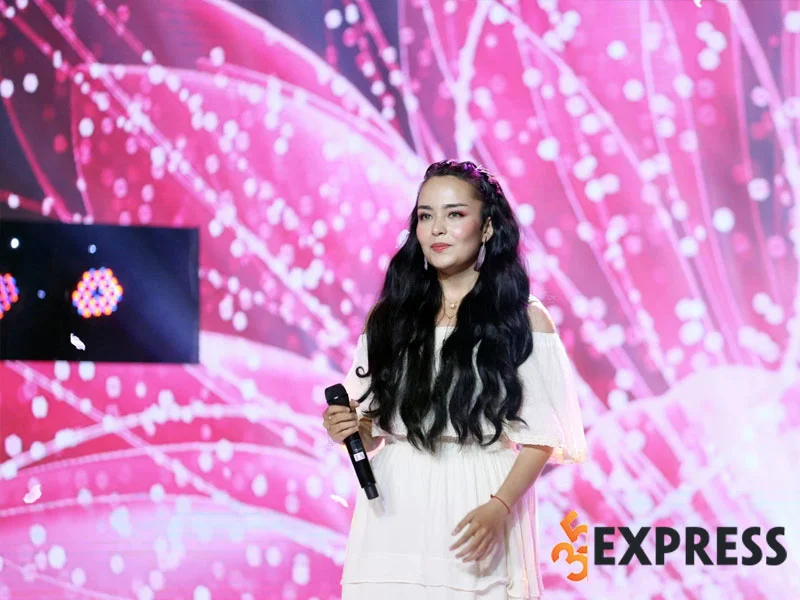 cuoc-song-rieng-tu-cua-to-to-35express
