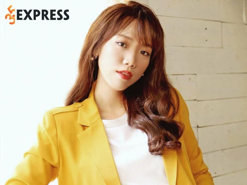 dao-dien-trieu-view-luk-van-cho-ra-mat-phim-sitcom-moi-35express