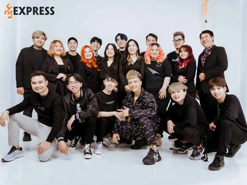 hanh-trinh-den-youtuber-streamer-cua-kamui-3-35express