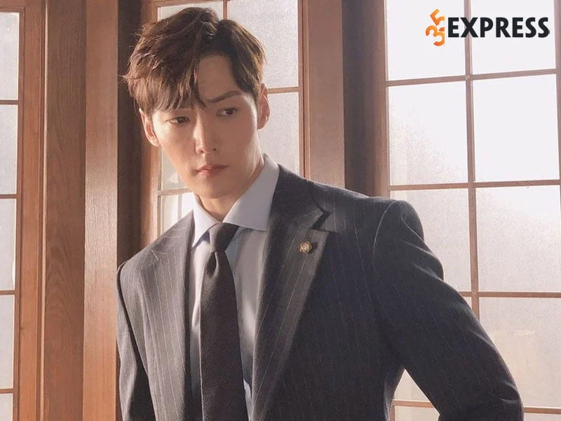 hanh-trinh-su-nghiep-choi-jin-hyuk-4-35express