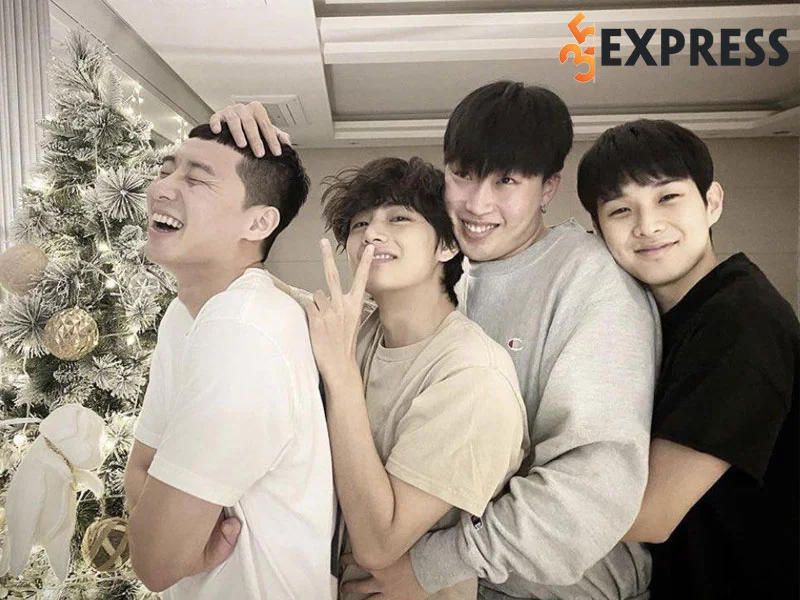 hoi-ban-than-cua-choi-woo-sik-35express
