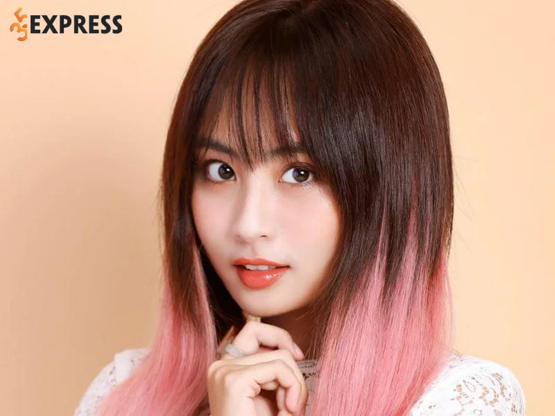 mc-minh-nghi-la-ai-thong-tin-chi-tiet-ve-hot-girl-1-35express