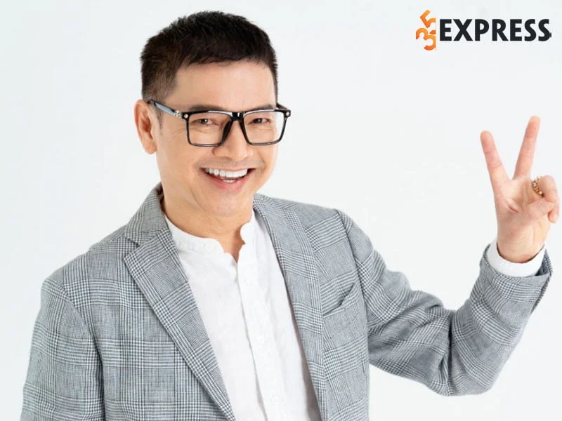 nghe-si-quang-minh-la-ai-1-35express