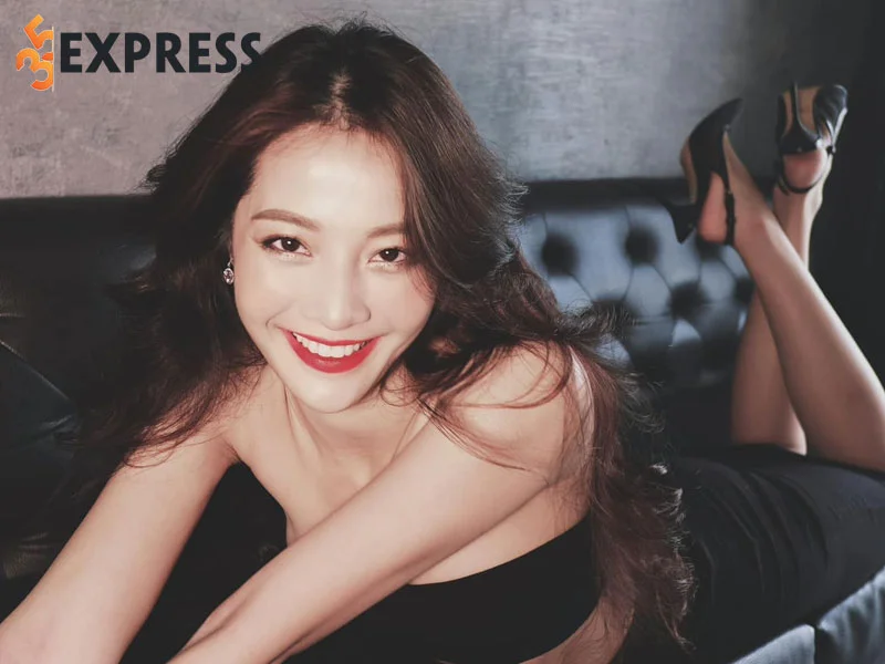 nguoi-yeu-cu-chia-tay-karen-nguyen-dau-kho-mot-thoi-gian-35express