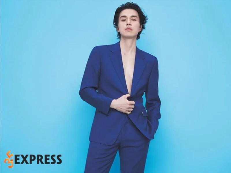 nhan-sac-chat-lu-o-tuoi-40-cua-lee-dong-wook-1-35express