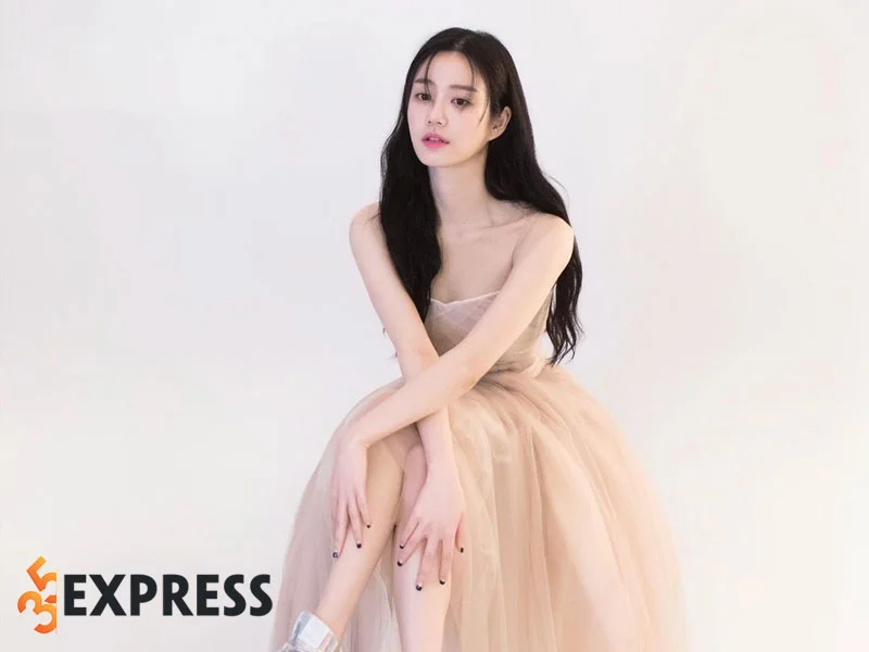 nhung-hinh-anh-dep-cua-nu-dien-vien-lee-yoo-bi-1-35express