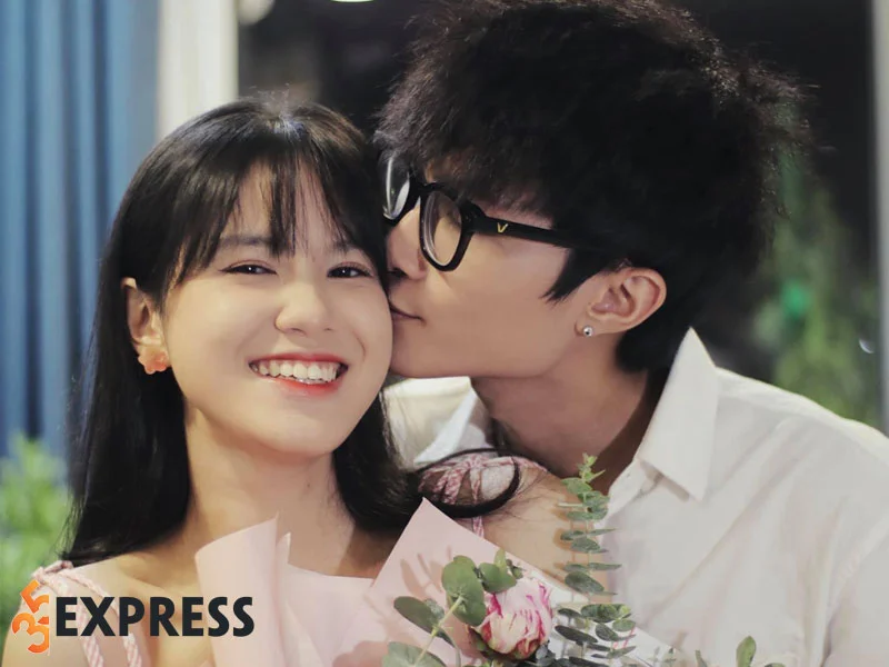 nhung-hinh-anh-ngot-sau-rang-cua-tizi-dich-lep-1-35express