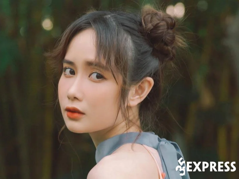 nhung-hinh-anh-sieu-dang-yeu-cua-mai-quynh-anh-35express