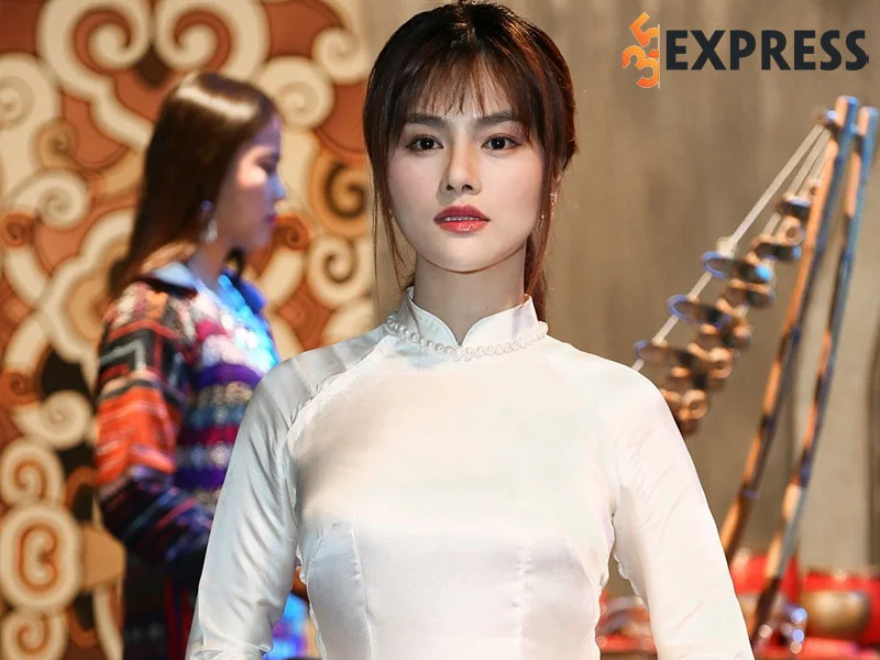 nhung-hinh-anh-than-thai-cua-sieu-mau-vu-thu-phuong-35express