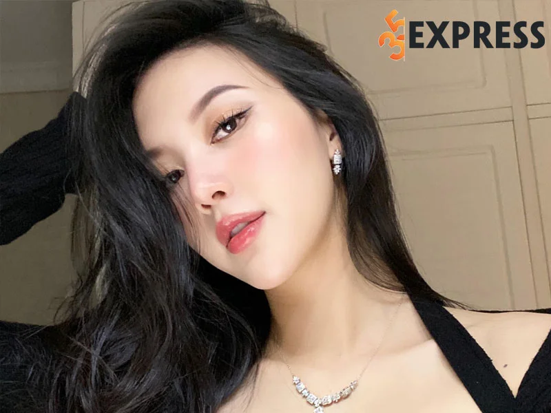 nhung-hinh-anh-xinh-dep-cua-vu-ngoc-cham-35express