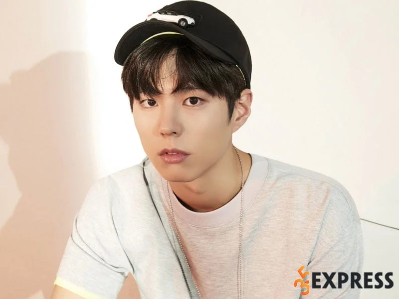 park-bo-gum-tung-ganh-mon-no-hang-chuc-ty-dong-35express